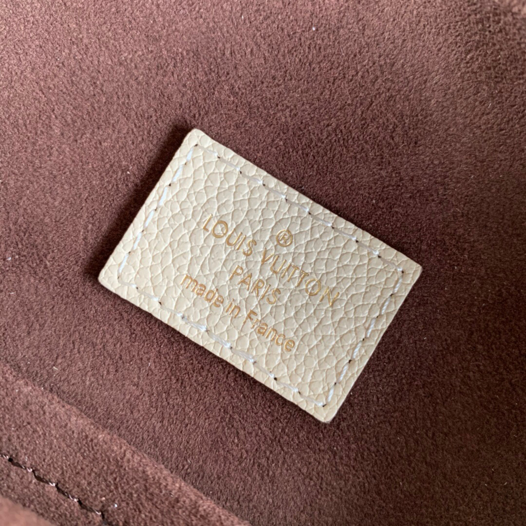 M45276 BOITE CHAPEAU SOUPLE MM, LOUIS VUITTON LV