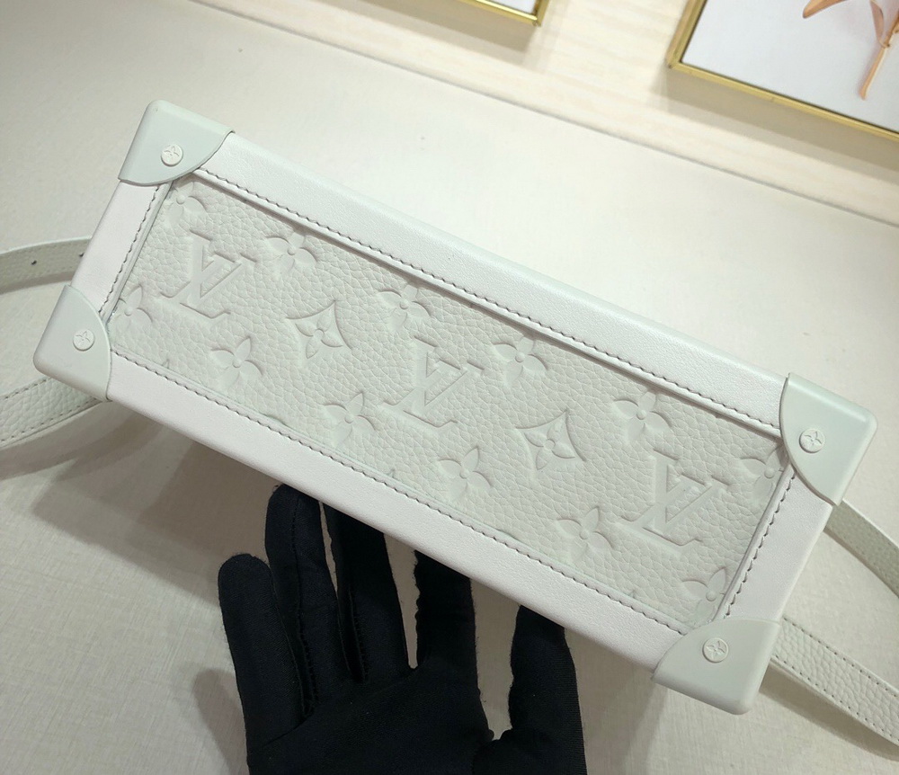 SOFT TRUNK, Louis Vuitton LV