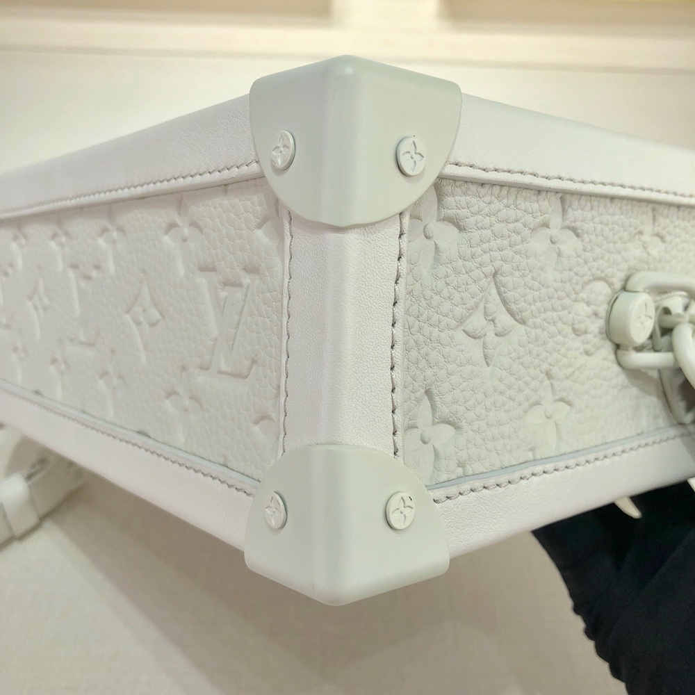 SOFT TRUNK, Louis Vuitton LV
