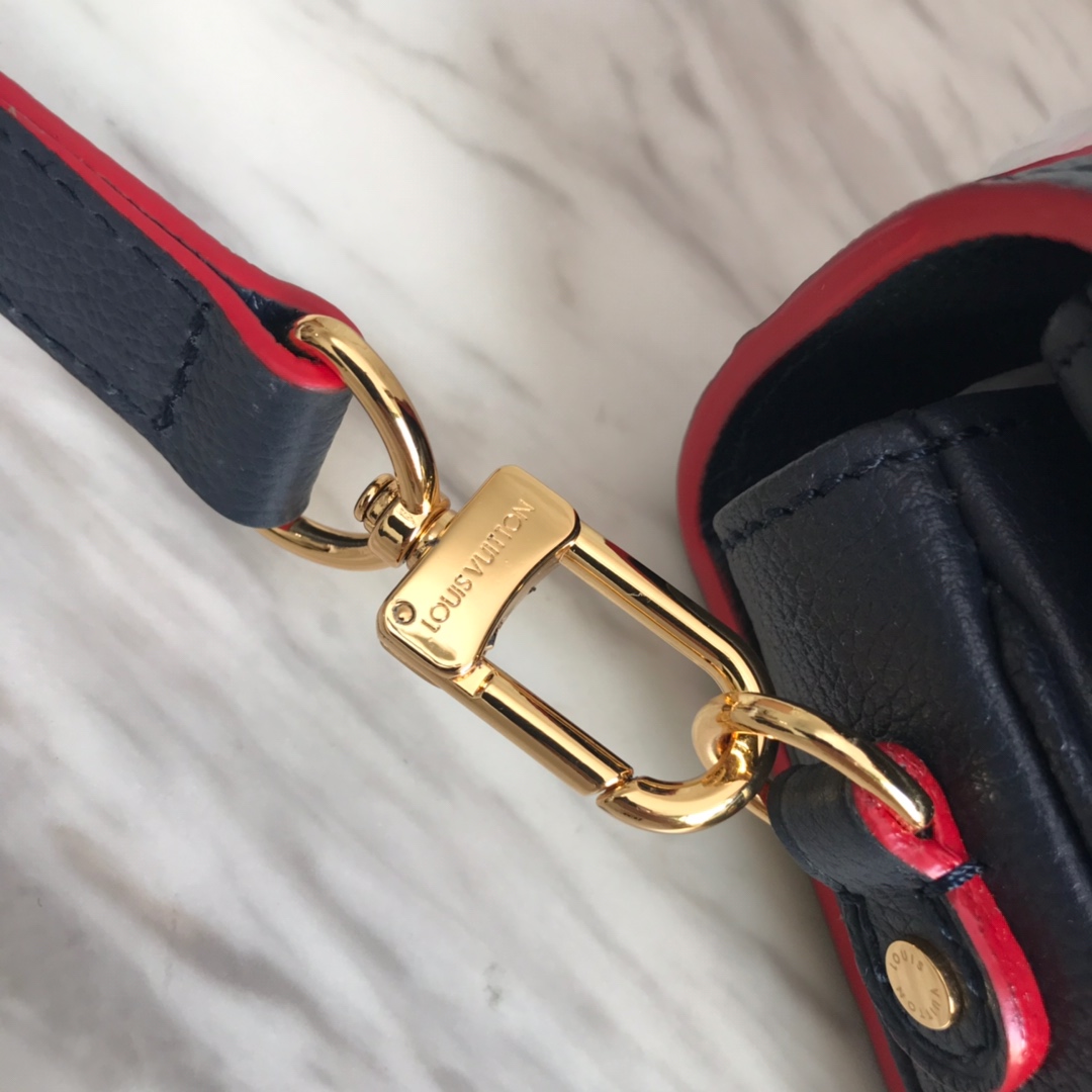 M44071, Louis Vuitton LV, POCHETTE METIS