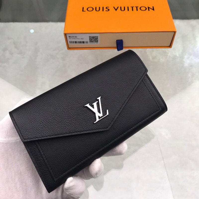 M62530 MYLOCKME WALLET, Louis Vuitton LV