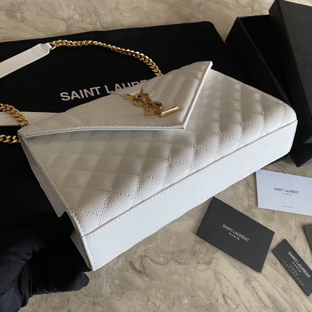 487206 ENVELOPE MEDIUM BAG IN GRAIN DE POUDRE EMBOSSED LEATHER, YSL Saint Laurent