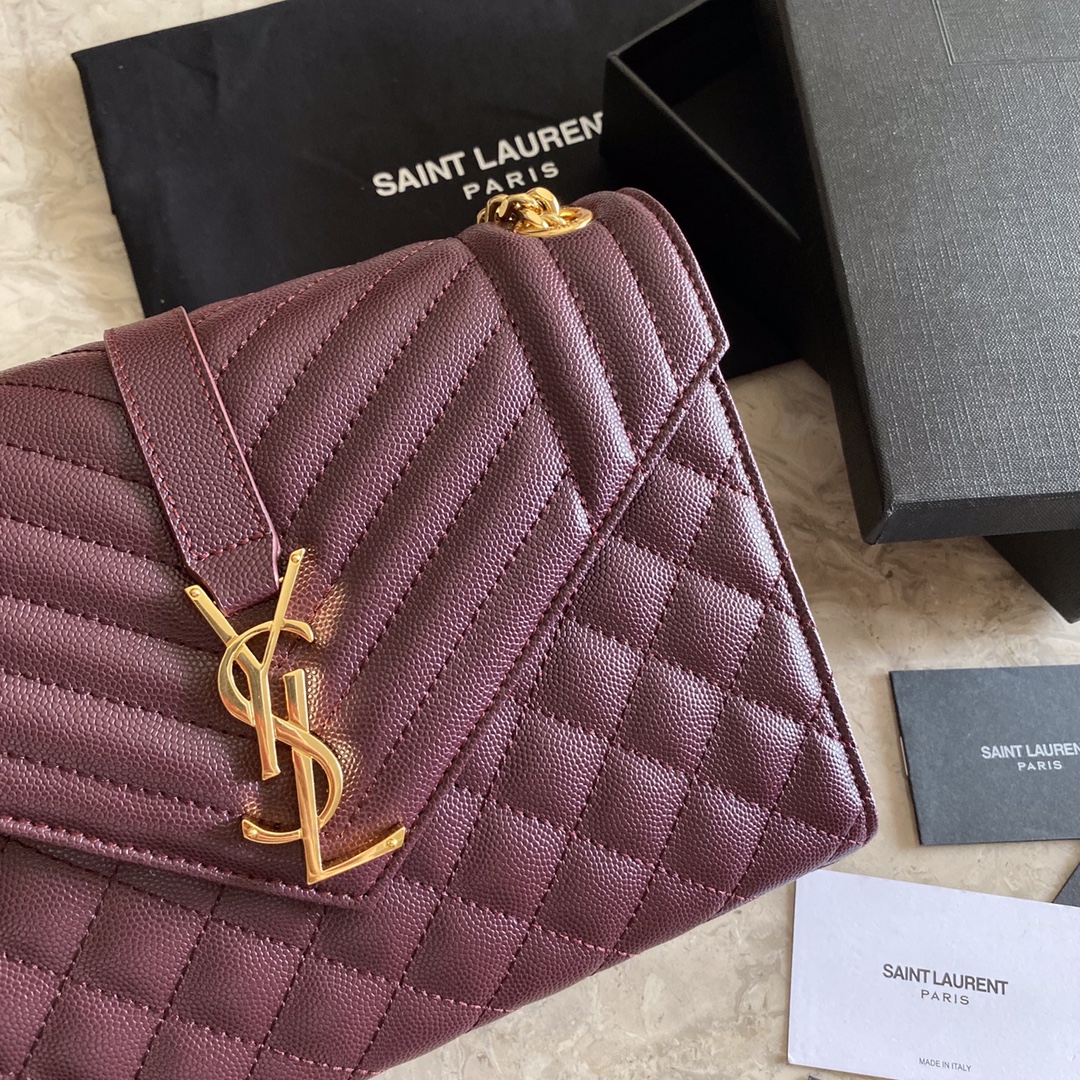 487206 ENVELOPE MEDIUM BAG IN GRAIN DE POUDRE EMBOSSED LEATHER, YSL Saint Laurent