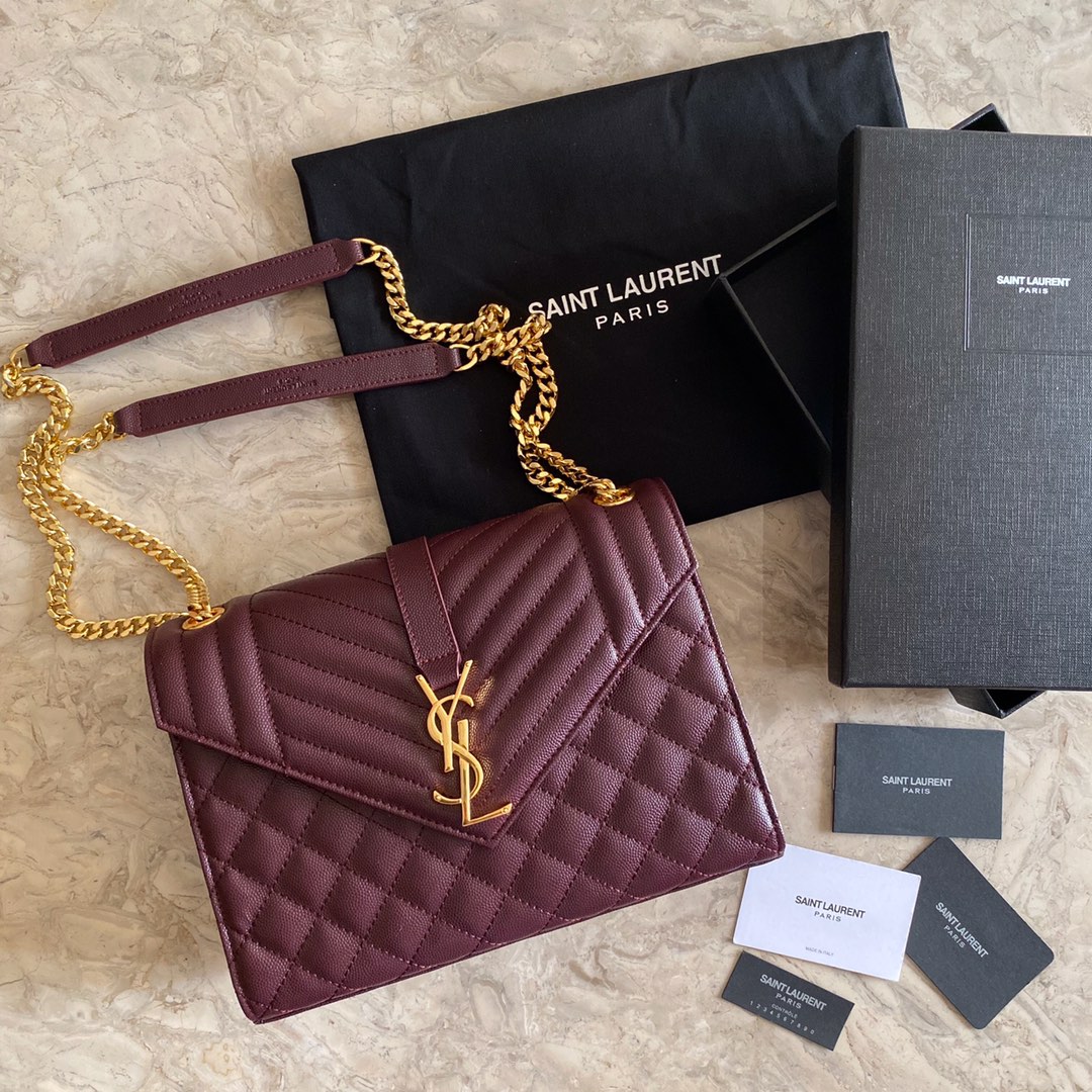 487206 ENVELOPE MEDIUM BAG IN GRAIN DE POUDRE EMBOSSED LEATHER, YSL Saint Laurent