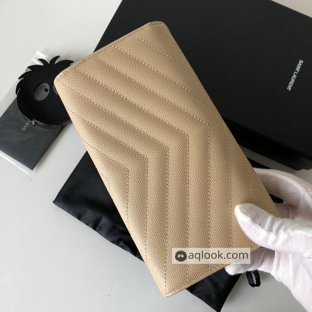 YSL Saint Laurent, LARGE MONOGRAM FLAP WALLET GRAIN DE POUDRE TEXTURED MATELASSÉ LEATHER