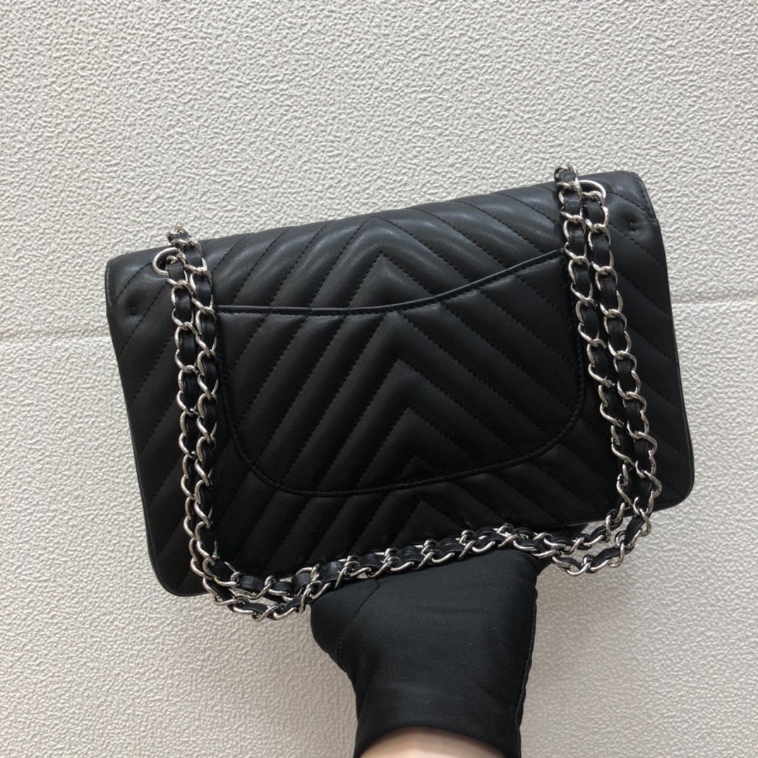 A01112  classic handbag, chanel bags