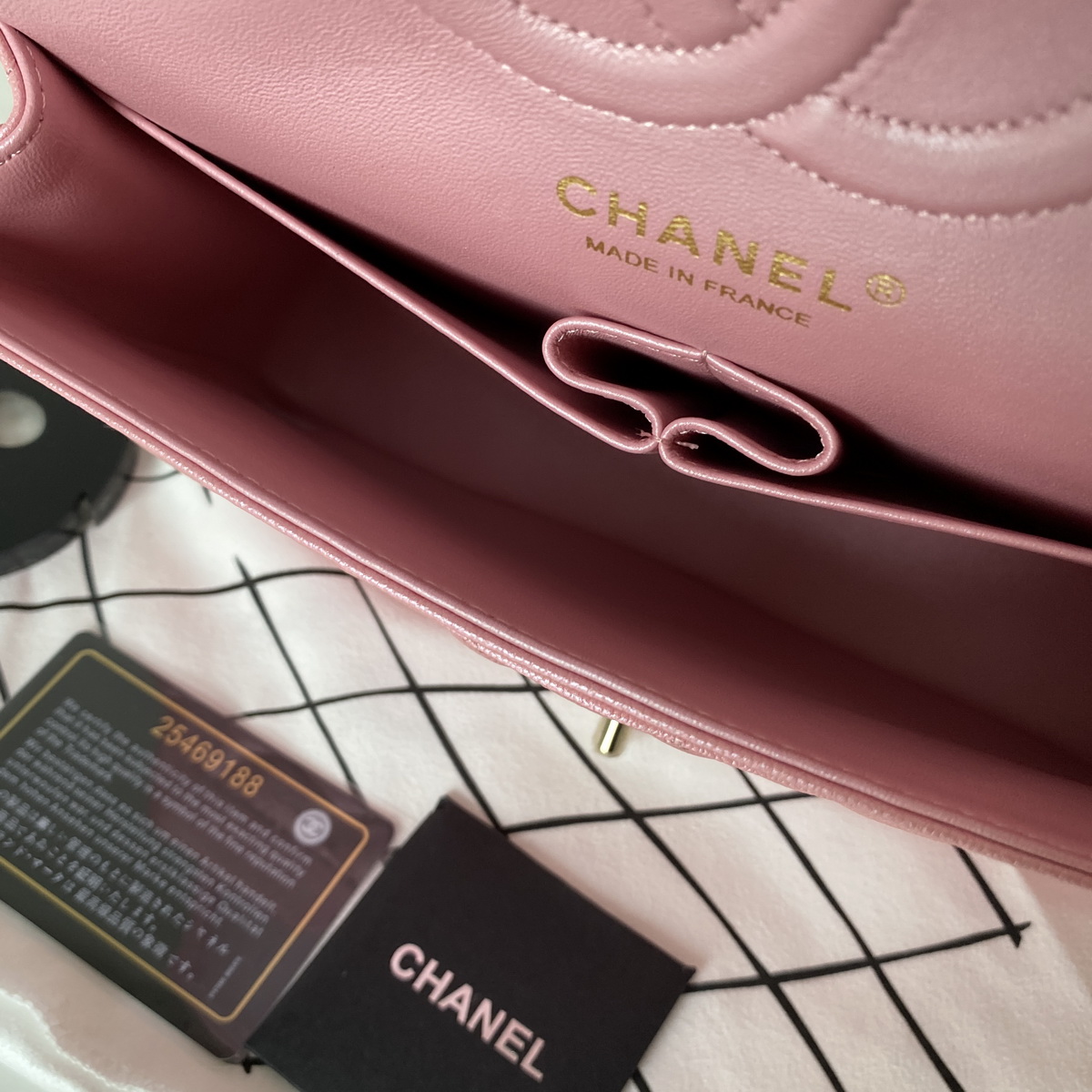 A1112, Chanel Classic Handbag & Cross Body Bag, Iridescent Grained Calfskin