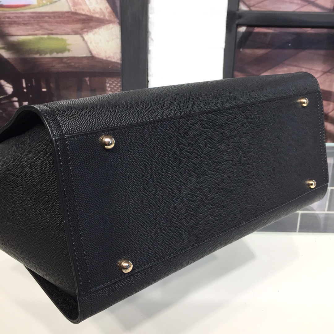 A57069  shopping bag, Grained Calfskin & Gold-Tone Metal, CHANEL HANDBAGS