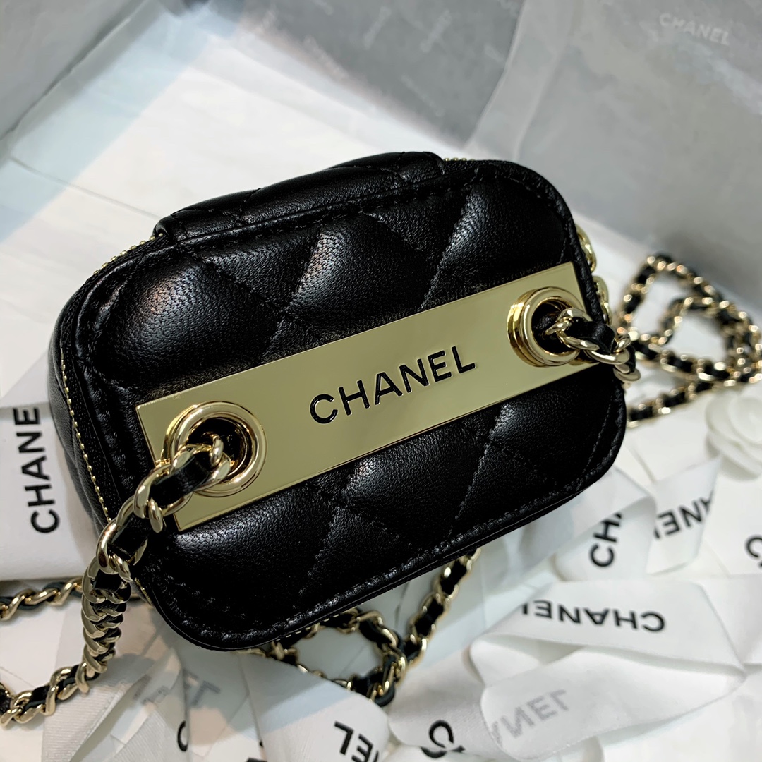 AP1473 mini vanity with chain, Lambskin & Gold-Tone Metal, CHANEL BAGS