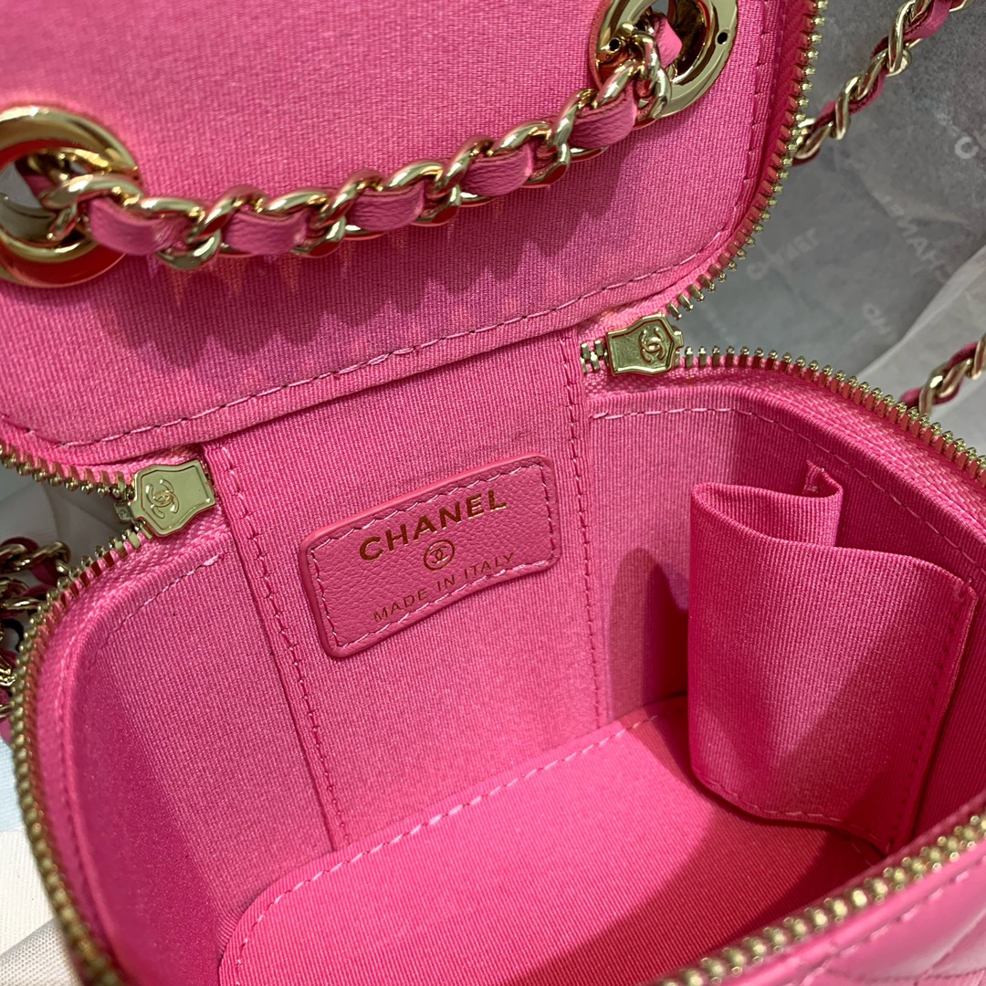 AP1473 mini vanity with chain, Lambskin & Gold-Tone Metal, CHANEL BAGS