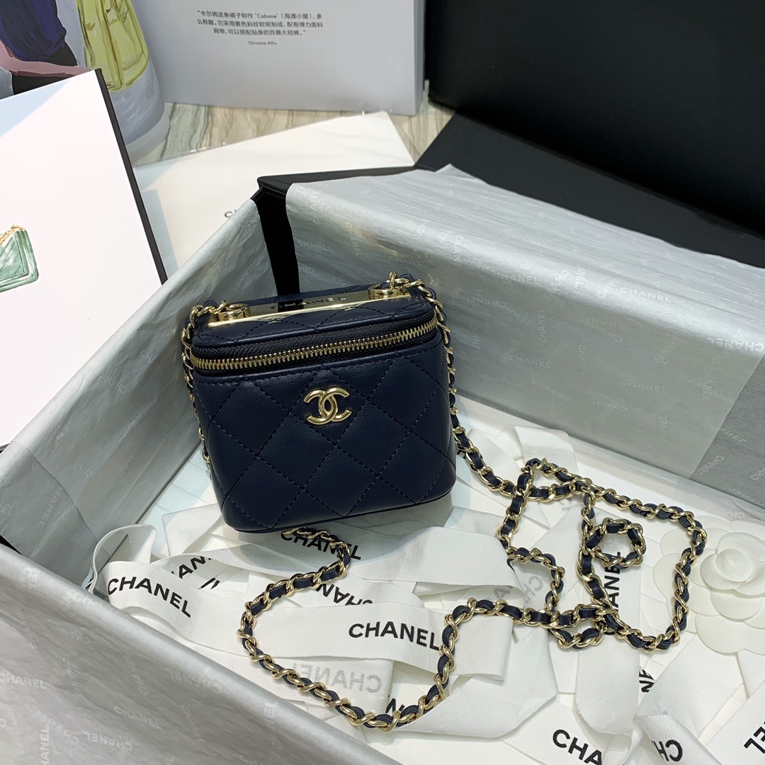 AP1473 mini vanity with chain, Lambskin & Gold-Tone Metal, CHANEL BAGS