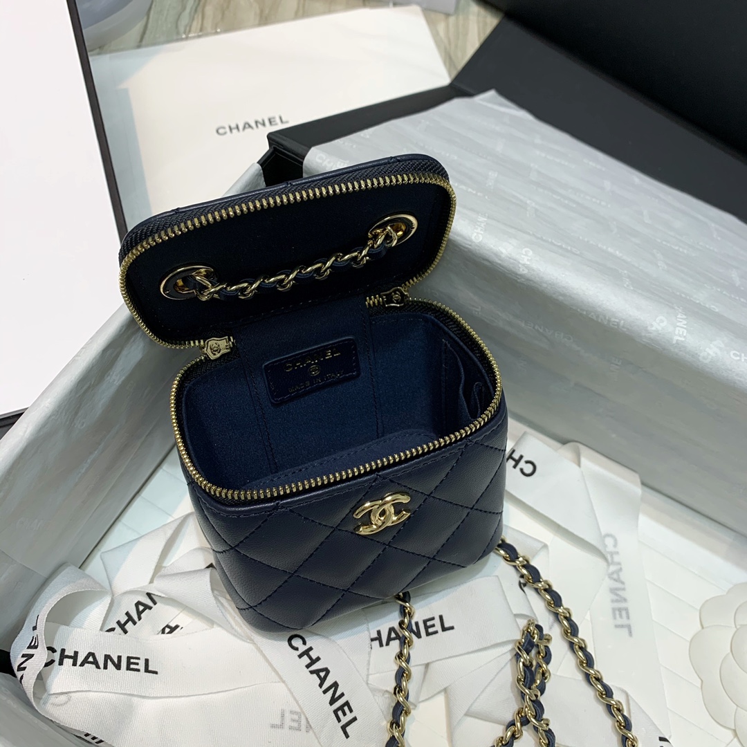 AP1473 mini vanity with chain, Lambskin & Gold-Tone Metal, CHANEL BAGS