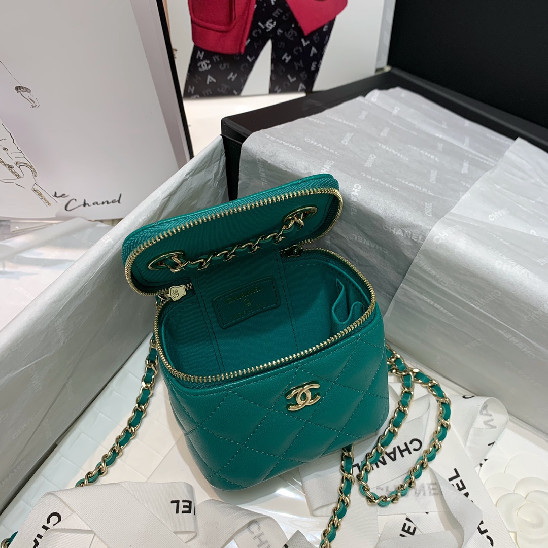 AP1473 mini vanity with chain, Lambskin & Gold-Tone Metal, CHANEL BAGS