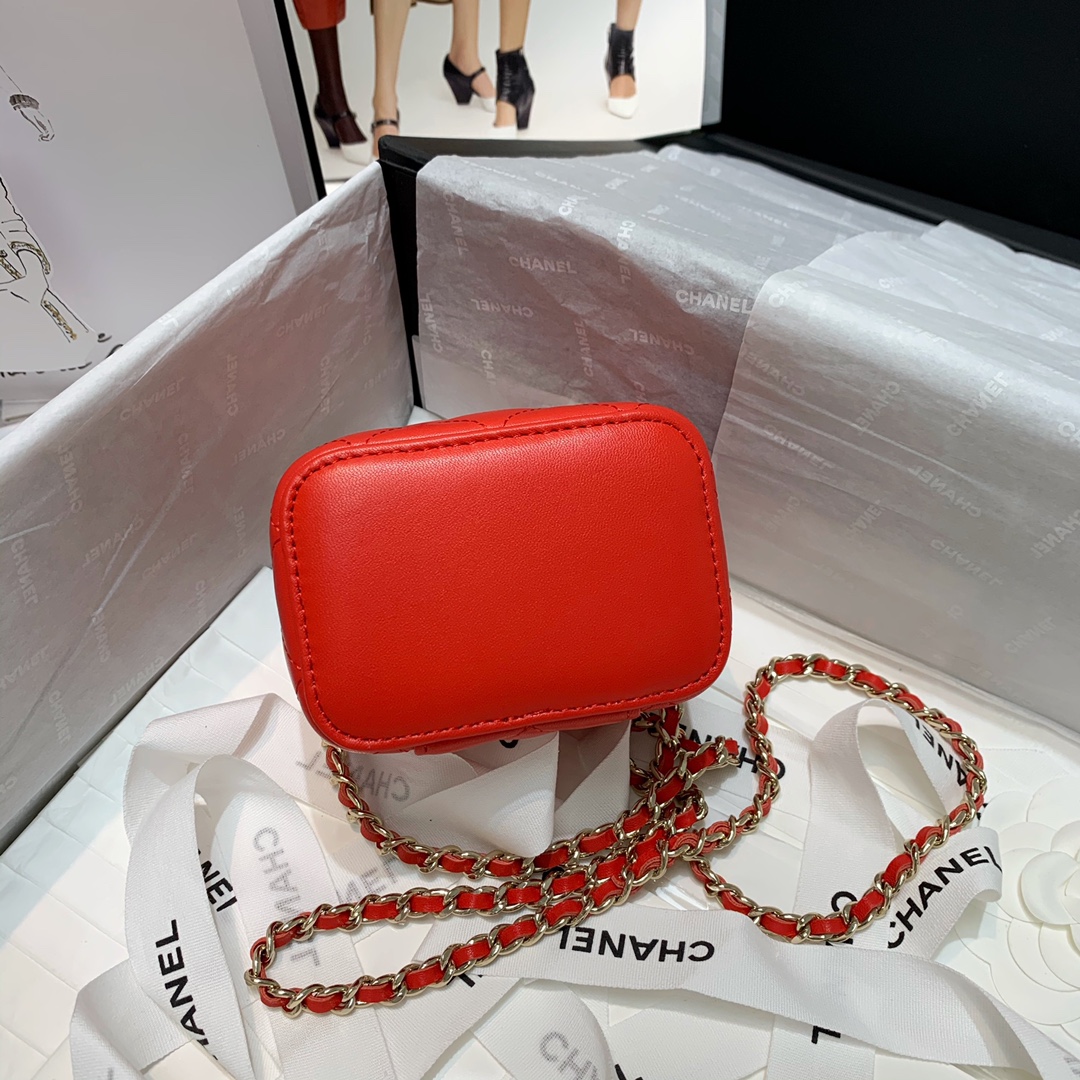 AP1473 mini vanity with chain, Lambskin & Gold-Tone Metal, CHANEL BAGS