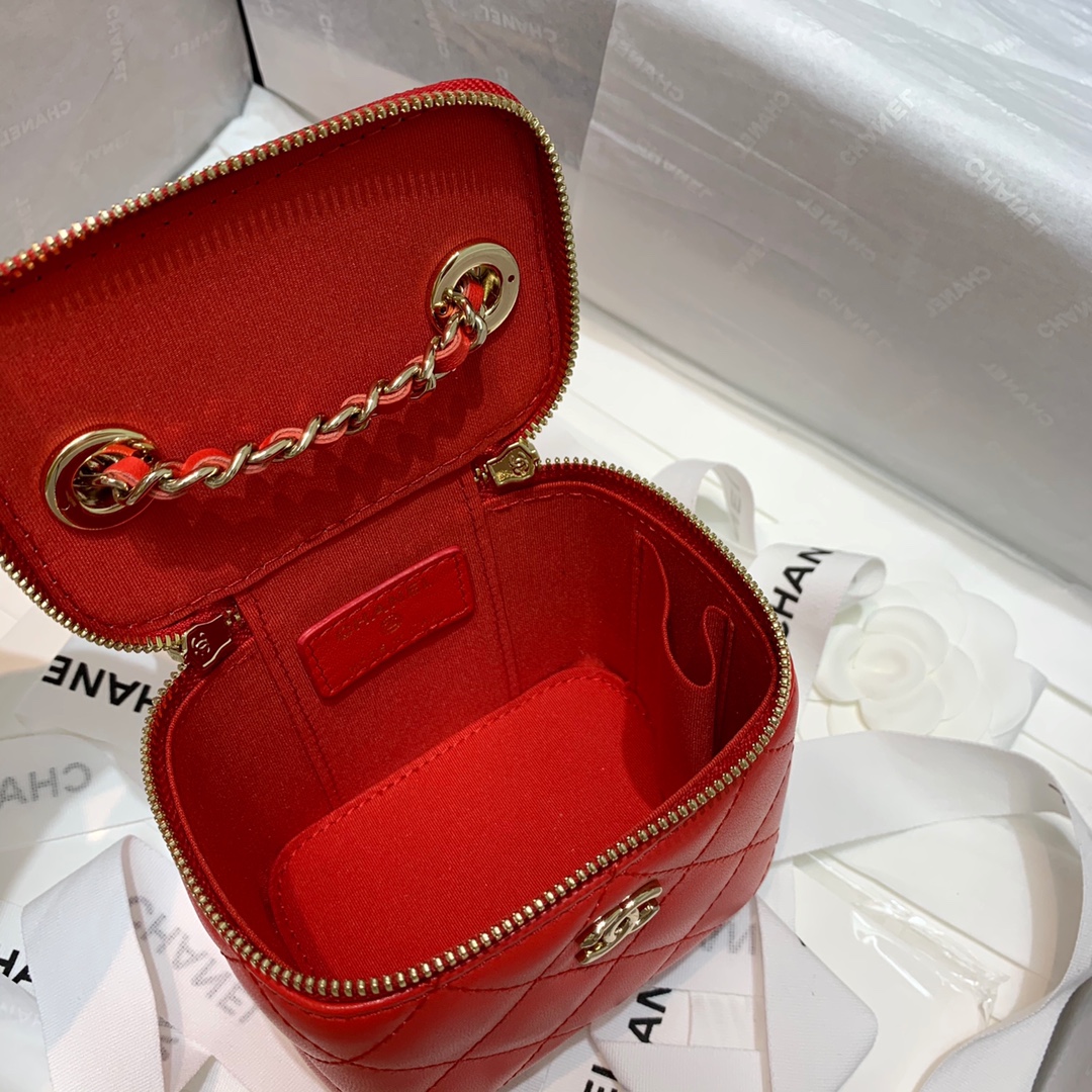 AP1473 mini vanity with chain, Lambskin & Gold-Tone Metal, CHANEL BAGS