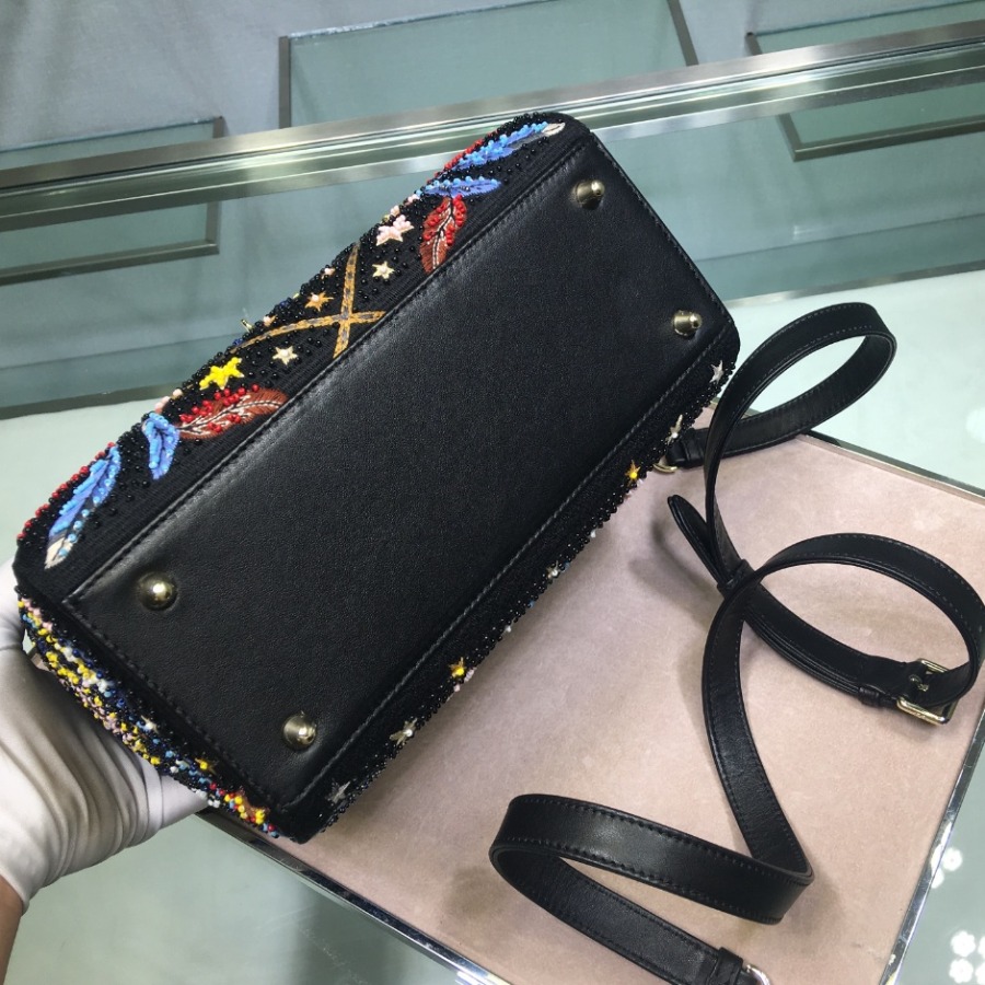 LADY DIOR