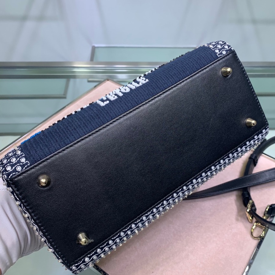 LADY DIOR