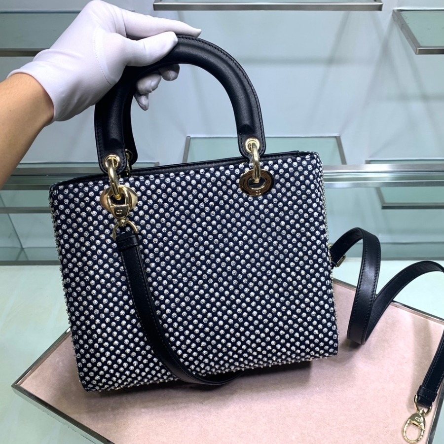 LADY DIOR