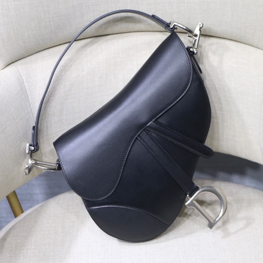 SADDLE BAG, DIOR SADDLE CALFSKIN BAG