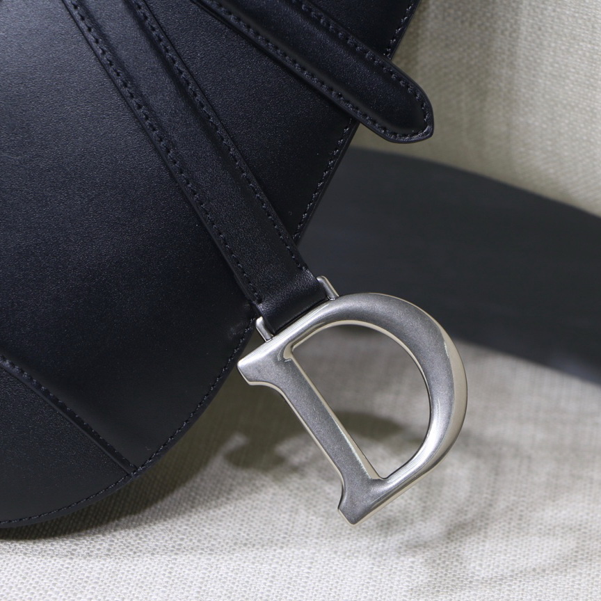 SADDLE BAG, DIOR SADDLE CALFSKIN BAG