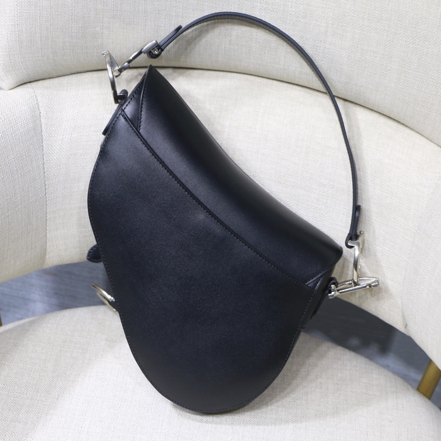 SADDLE BAG, DIOR SADDLE CALFSKIN BAG