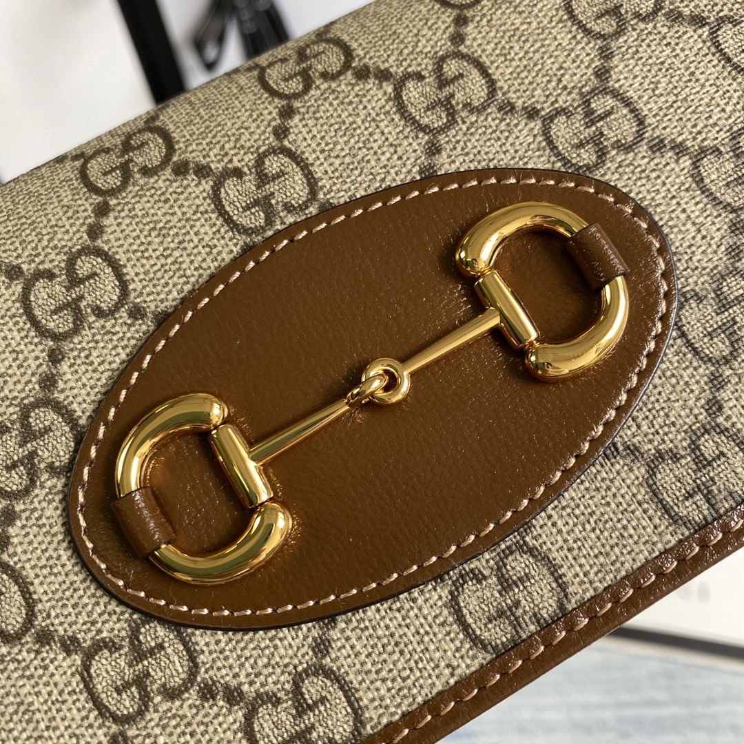 621892 Gucci Horsebit 1955 wallet with chain