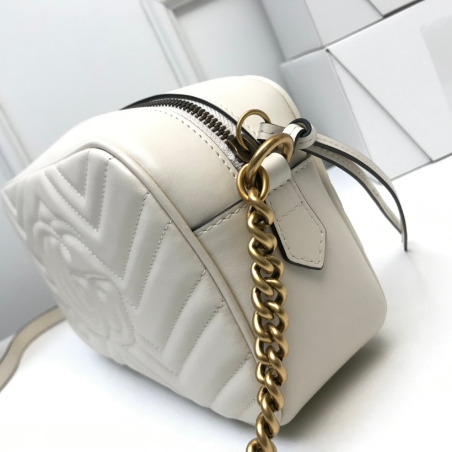 447632 GG Marmont matelassé shoulder bag, Gucci Handbag