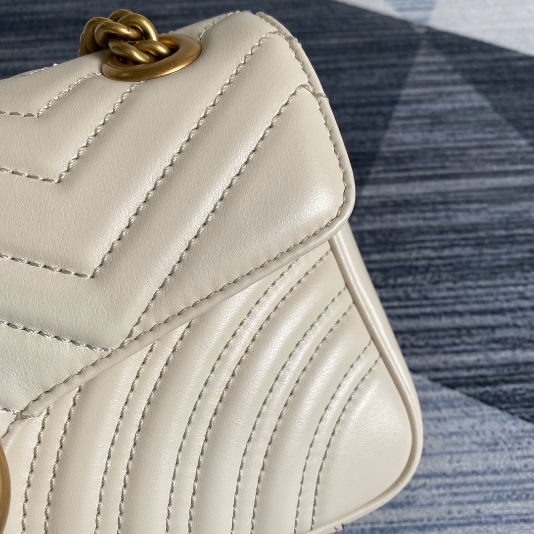 443497 GG Marmont small matelassé shoulder bag, GUCCI SHOULDER BAGS FOR WOMEN