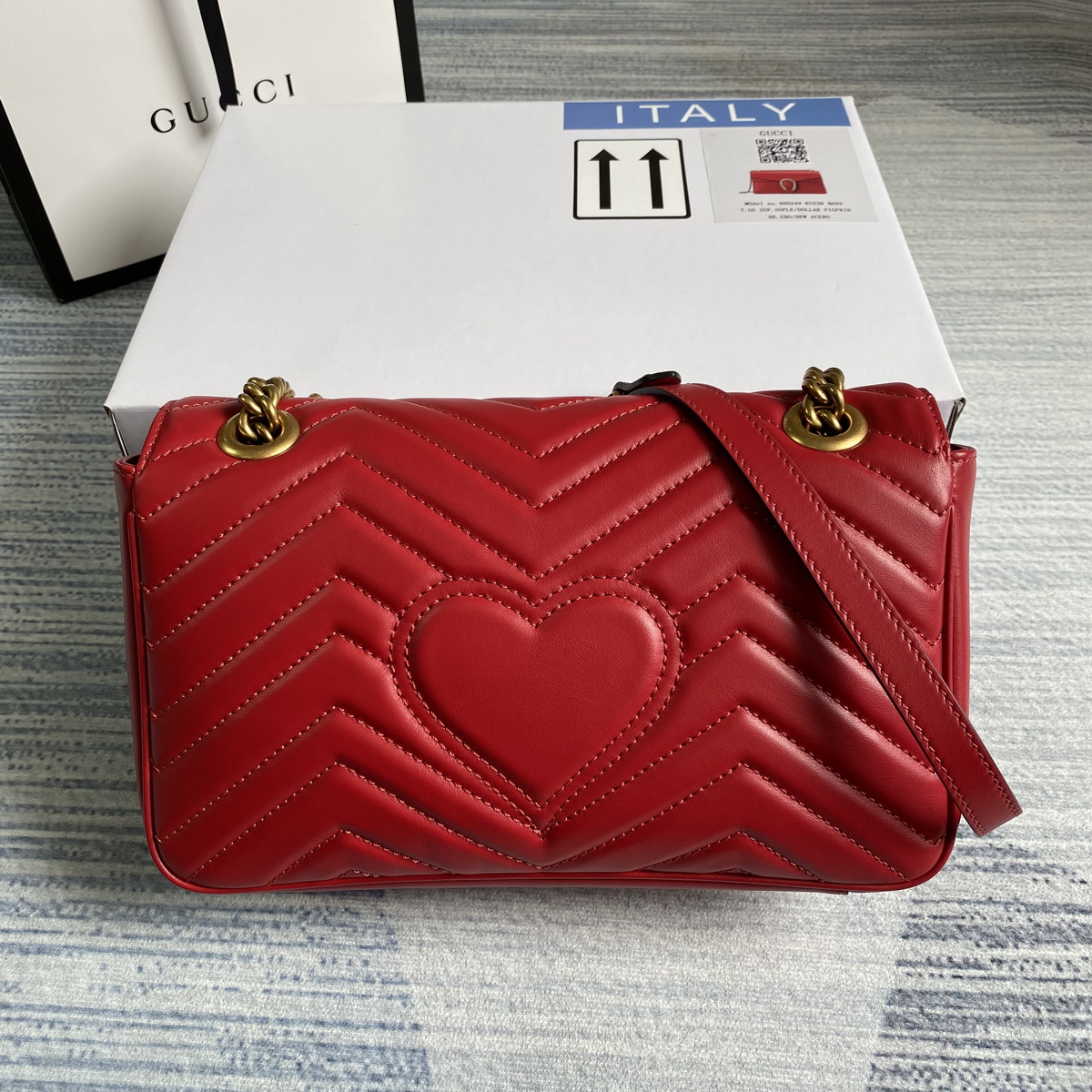 443497 GG Marmont small matelassé shoulder bag, GUCCI SHOULDER BAGS FOR WOMEN