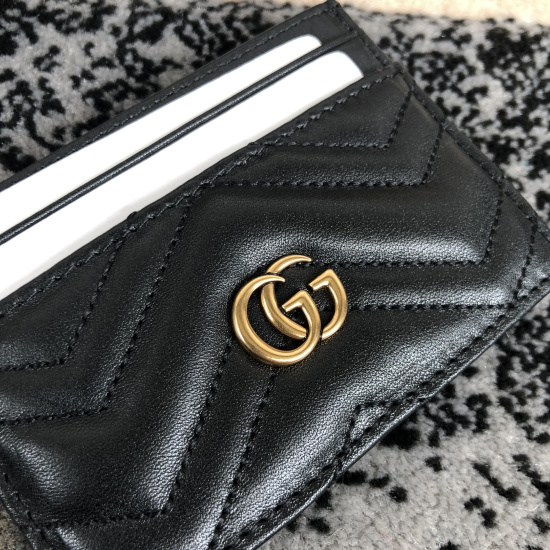 ‎443127 Gucci Signature leather card case