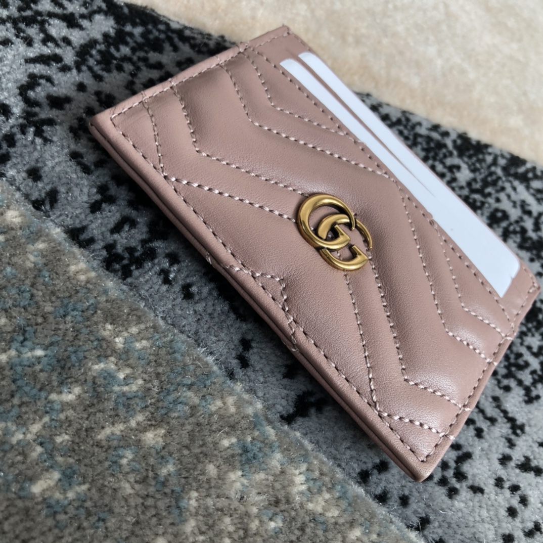 ‎443127 Gucci Signature leather card case
