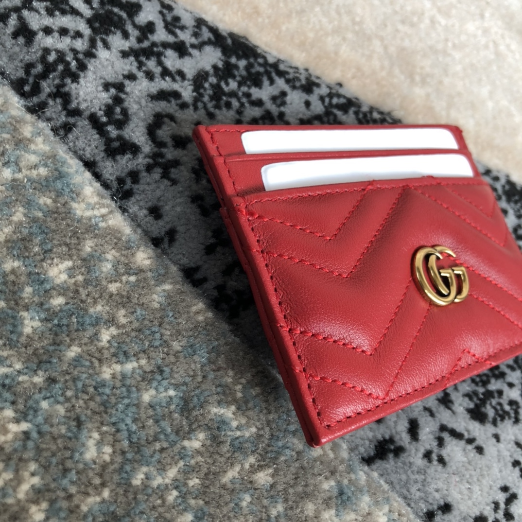 ‎443127 Gucci Signature leather card case
