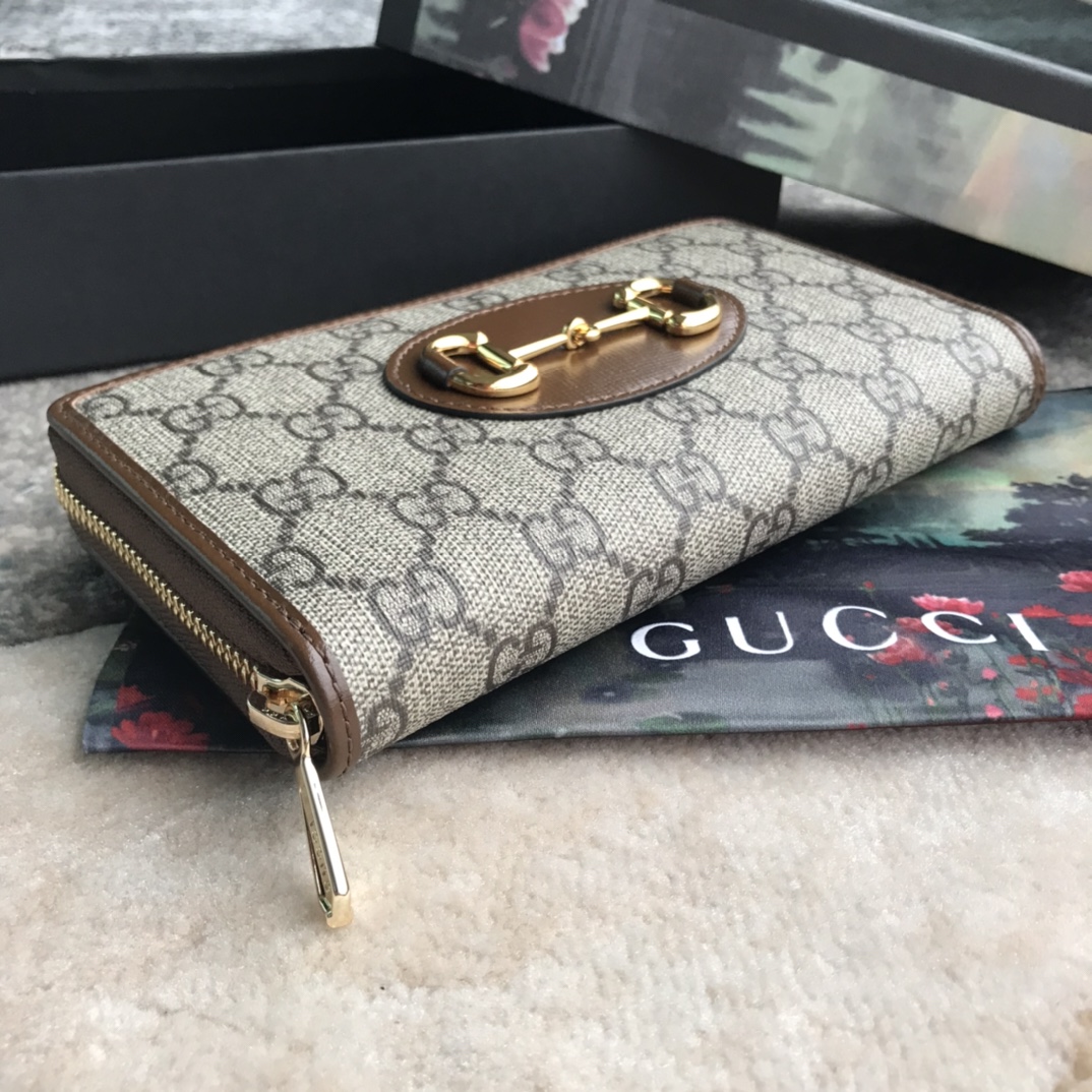 621889 Gucci Horsebit 1955 zip around wallet