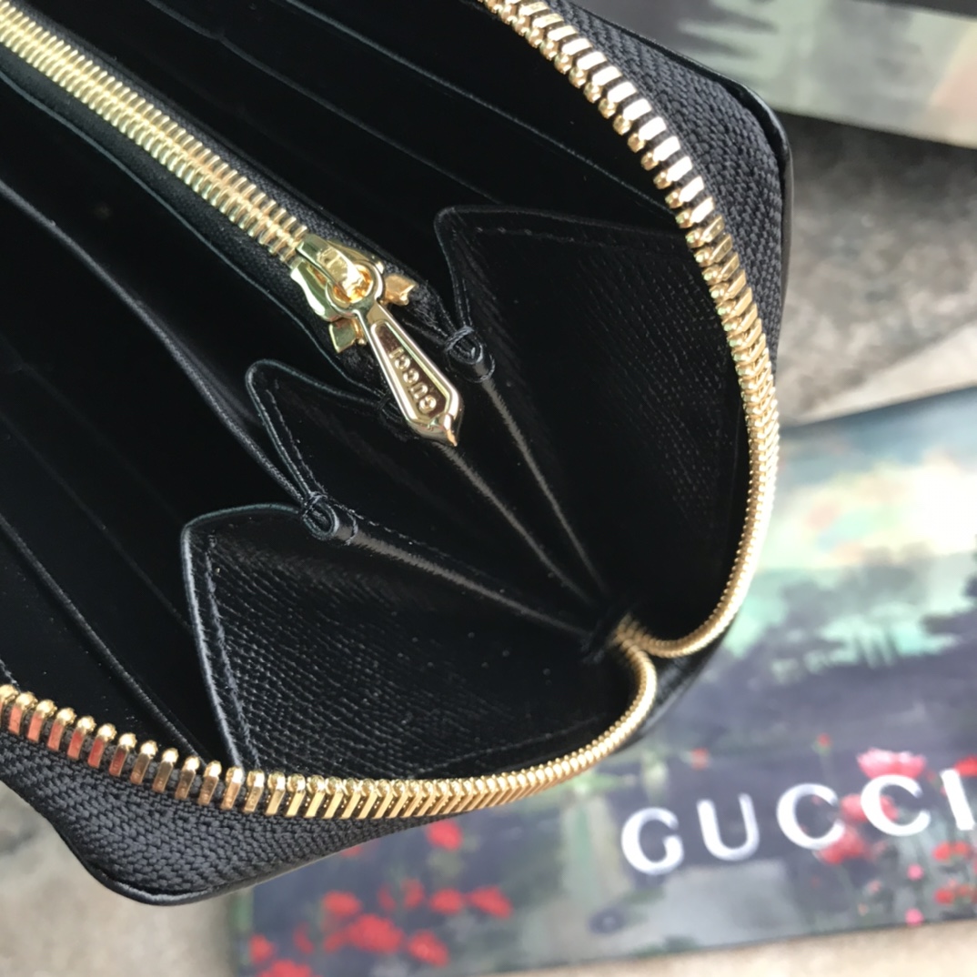621889 Gucci Horsebit 1955 zip around wallet