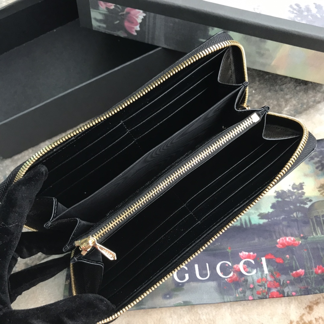621889 Gucci Horsebit 1955 zip around wallet