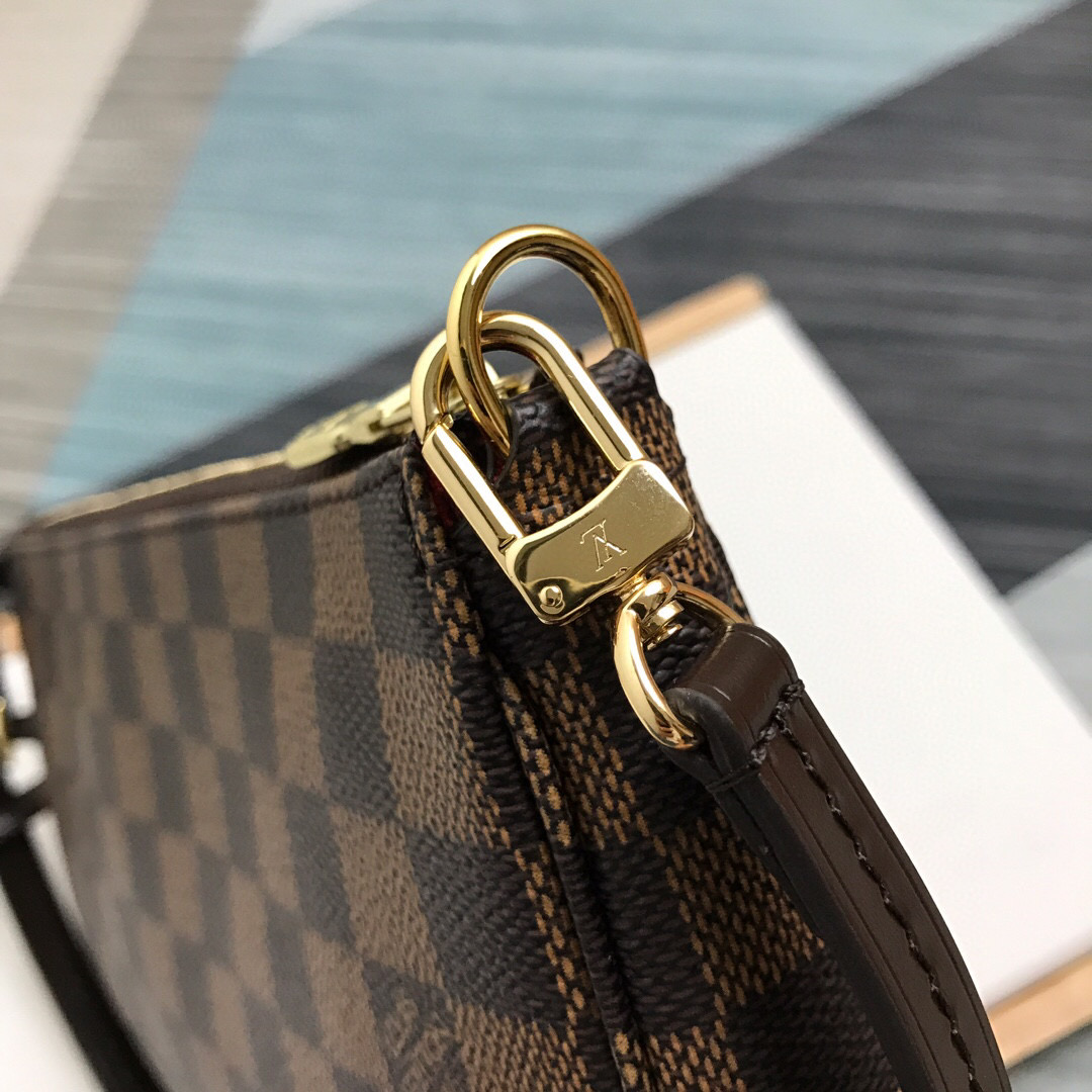 N41712 POCHETTE ACCESSOIRES, Louis Vuitton LV Chain Bags and Clutches