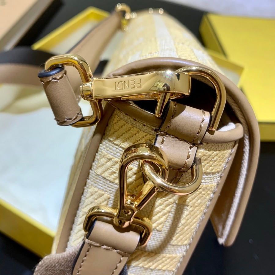 BAGUETTE , FENDI Natural straw bag
