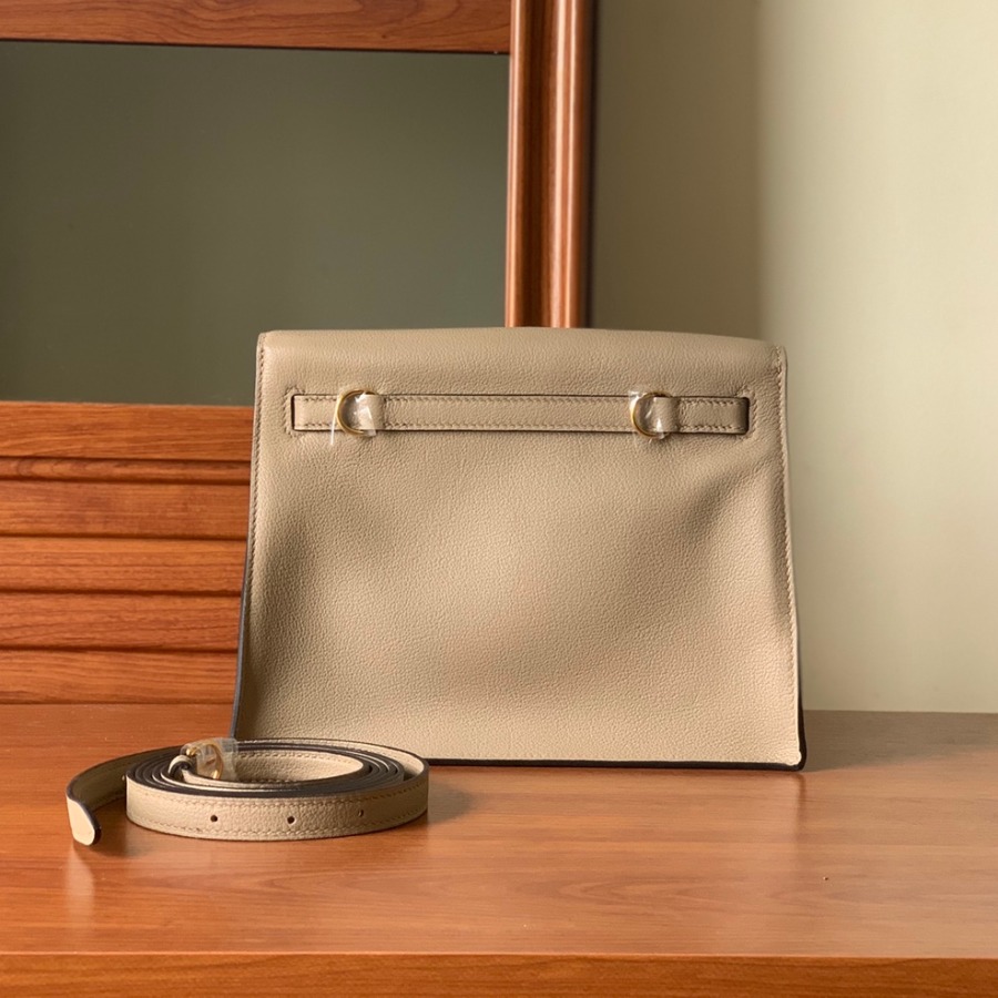 Kelly Dance 22cm Ever Color clutch, Hermes