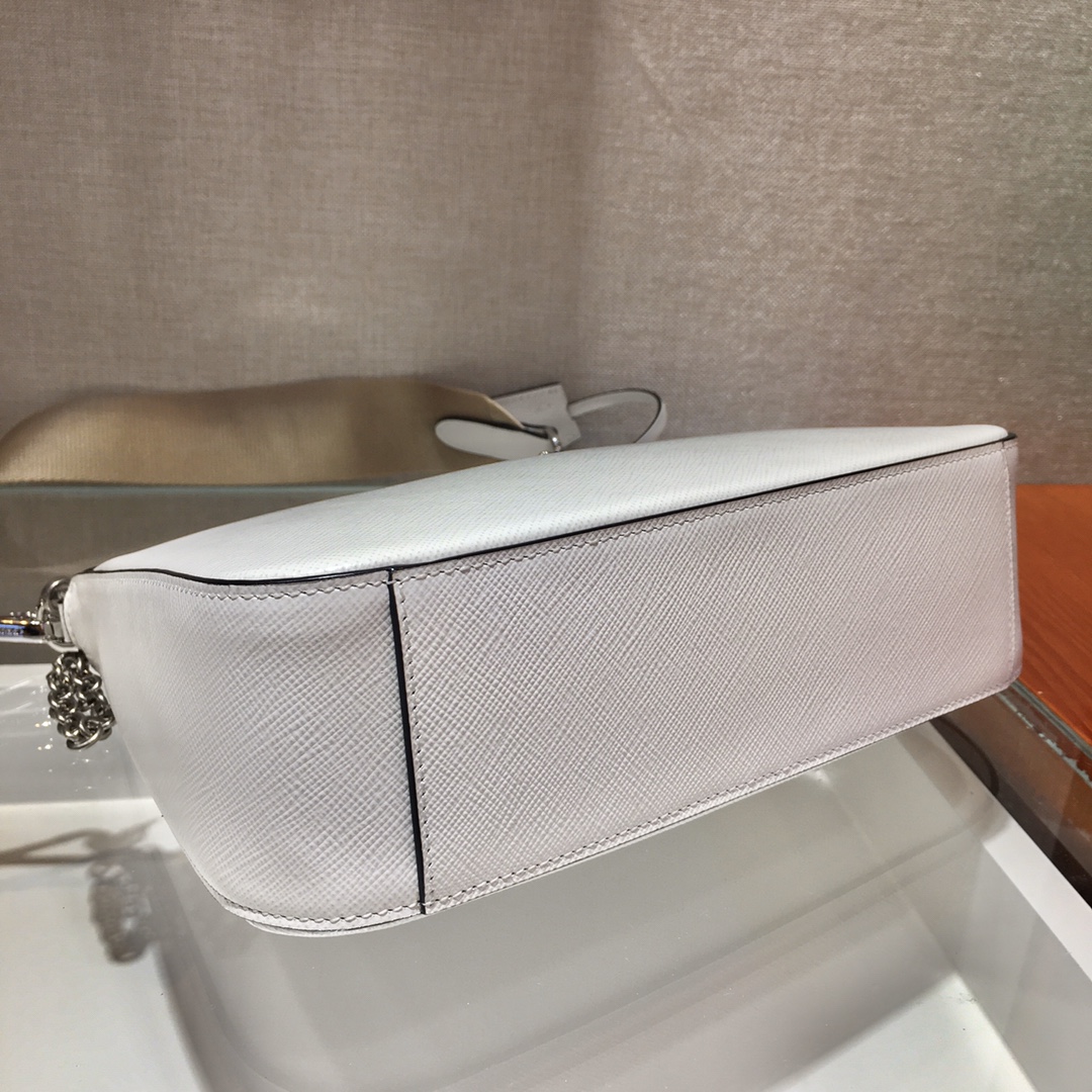 1BH204 Prada Re-Edition 2005 Saffiano leather bag