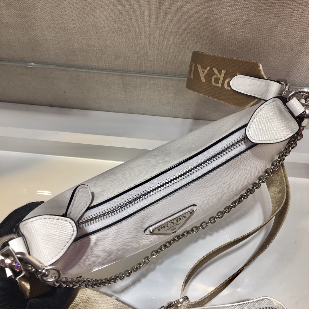 1BH204 Prada Re-Edition 2005 Saffiano leather bag