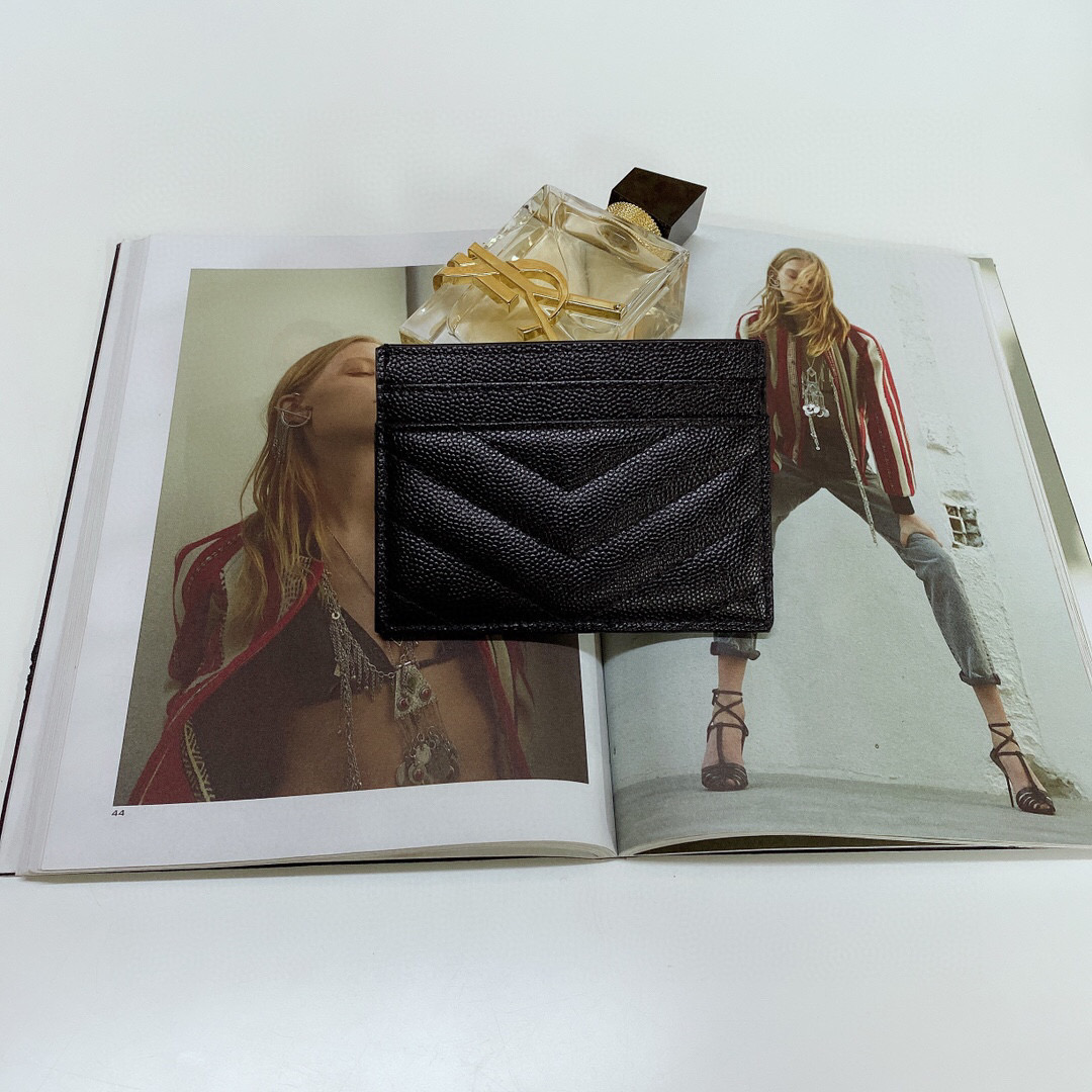 YSL Saint Laurent, 423291, MONOGRAM CREDIT CARD CASE IN GRAIN DE POUDRE TEXTURED MATELASSÉ LEATHER