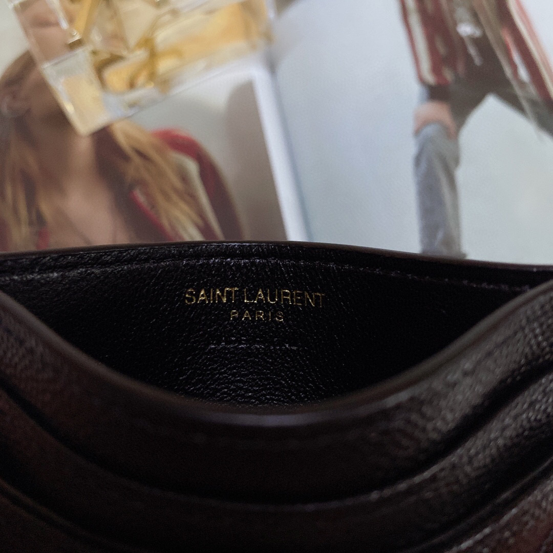 YSL Saint Laurent, 423291, MONOGRAM CREDIT CARD CASE IN GRAIN DE POUDRE TEXTURED MATELASSÉ LEATHER