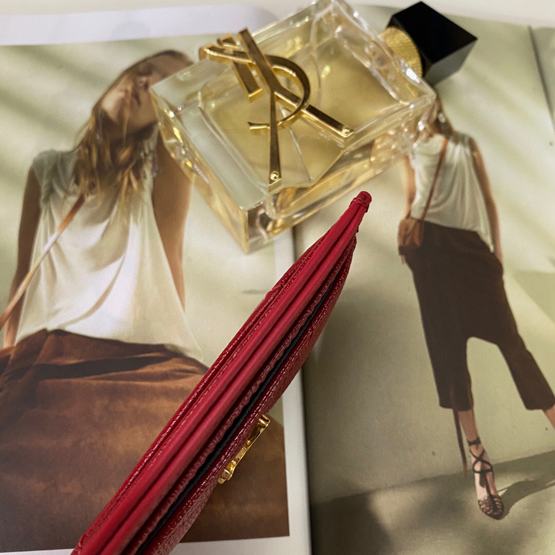 YSL Saint Laurent, 423291, MONOGRAM CREDIT CARD CASE IN GRAIN DE POUDRE TEXTURED MATELASSÉ LEATHER