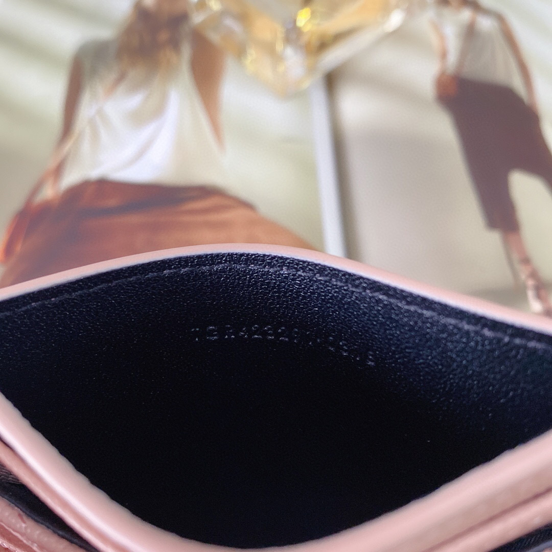 YSL Saint Laurent, 423291, MONOGRAM CREDIT CARD CASE IN GRAIN DE POUDRE TEXTURED MATELASSÉ LEATHER