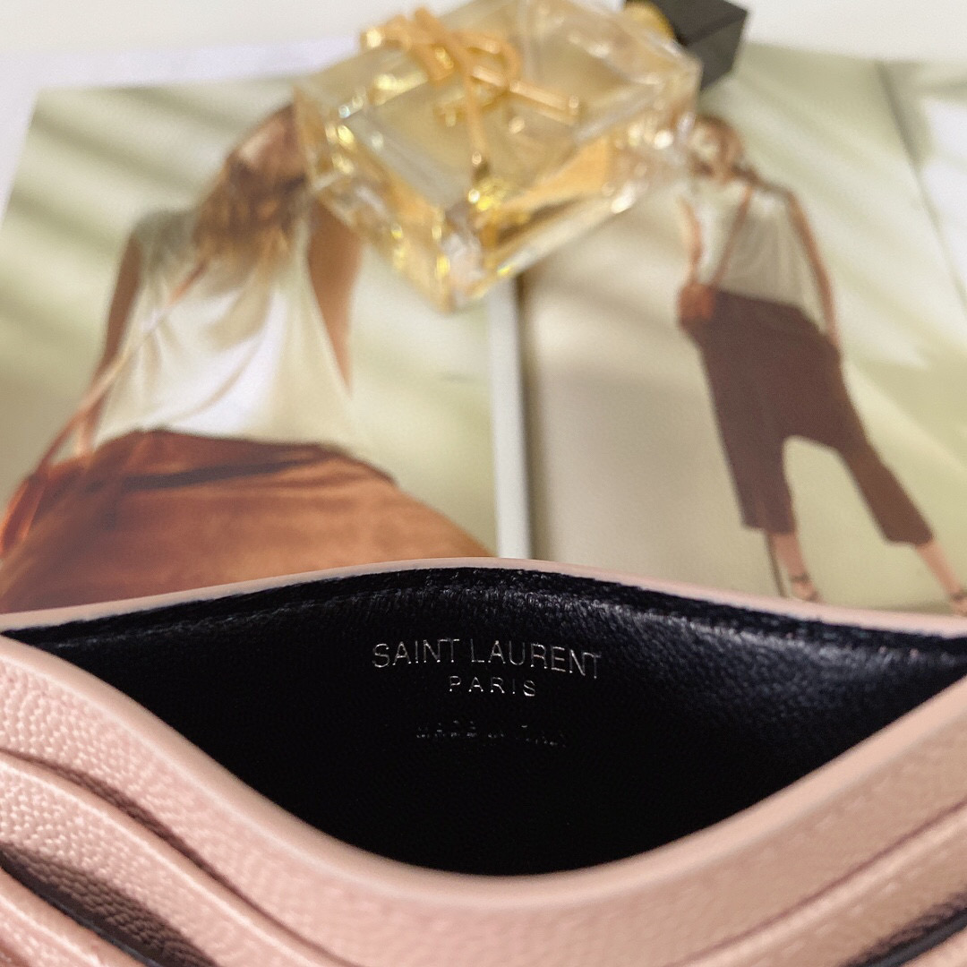 YSL Saint Laurent, 423291, MONOGRAM CREDIT CARD CASE IN GRAIN DE POUDRE TEXTURED MATELASSÉ LEATHER