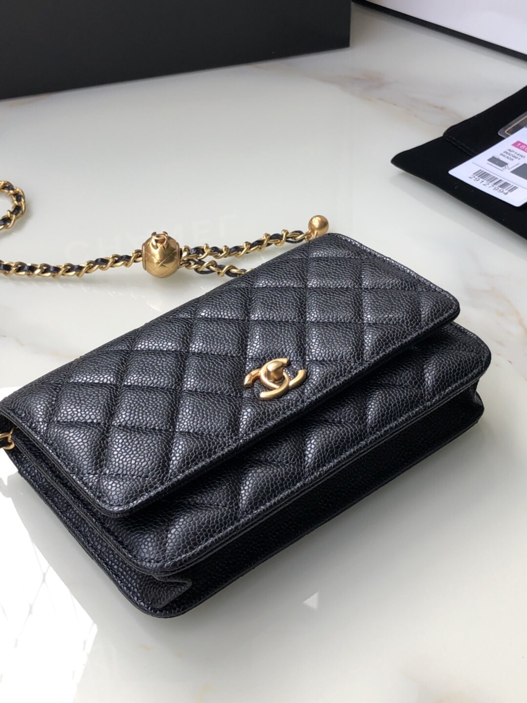AP1450 wallet on chain, Chanel Bag