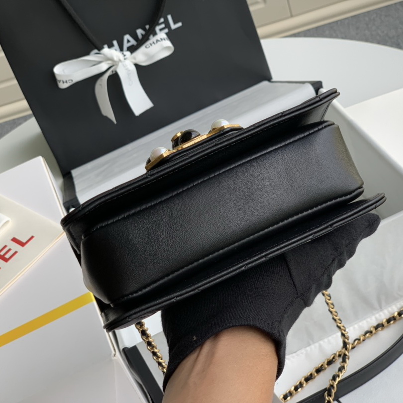 AS1889 chanel flap bag