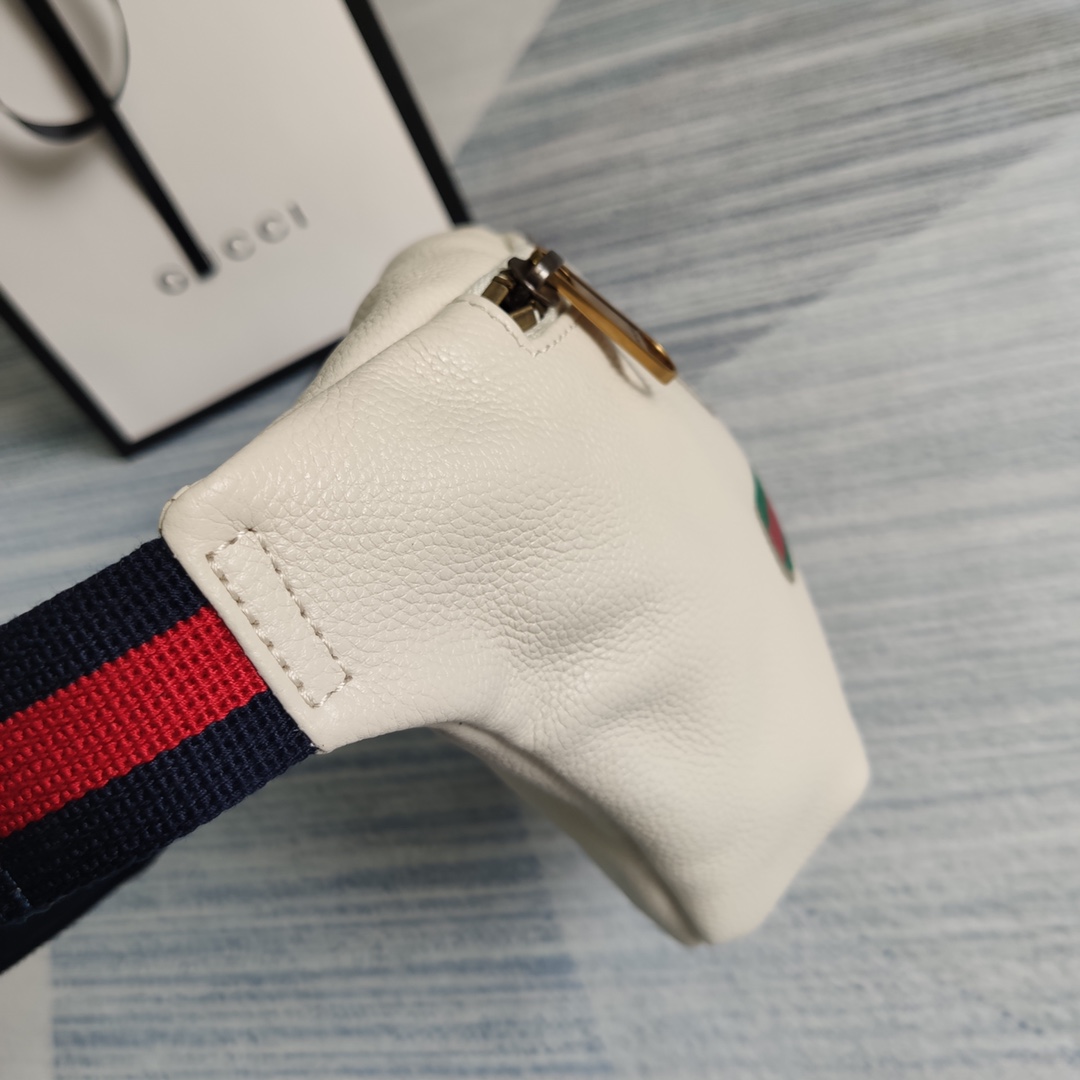 GUCCI Gucci Print leather belt bag, 493869 