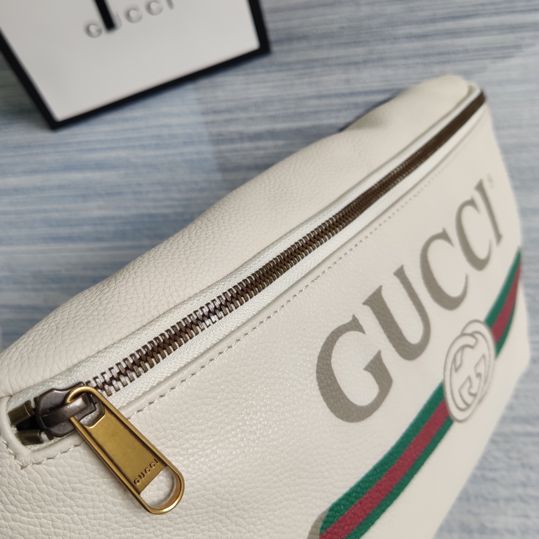 GUCCI Gucci Print leather belt bag, 493869 