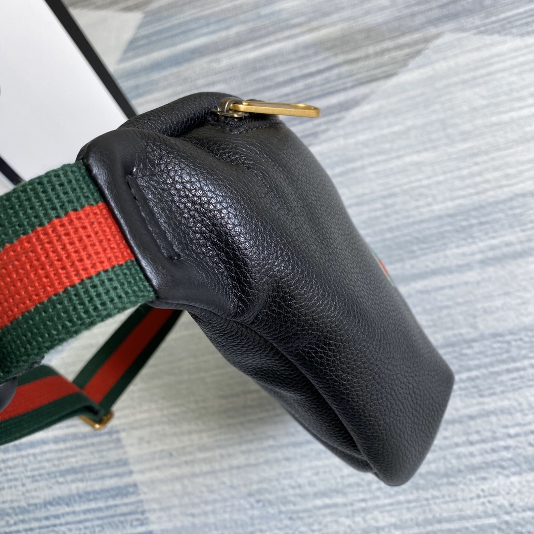 GUCCI Gucci Print leather belt bag, 493869 